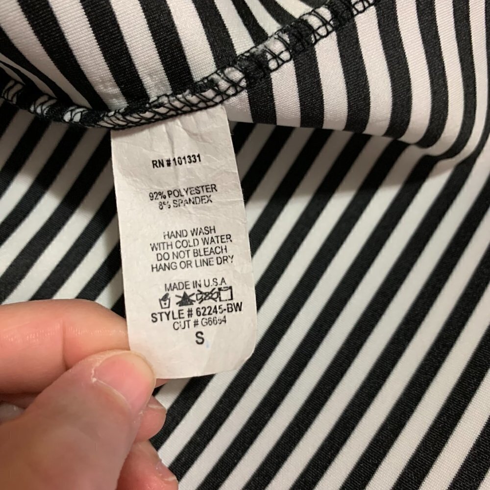 Charlotte Russe Black White Flare Skirt. Size small. - Picture 5 of 6